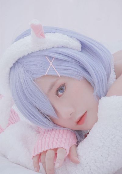 淑芬大腿内又痒了