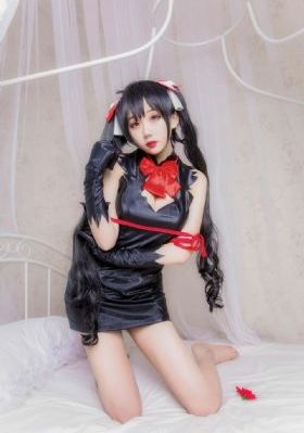 美女被脱脱内衣免费的软件
